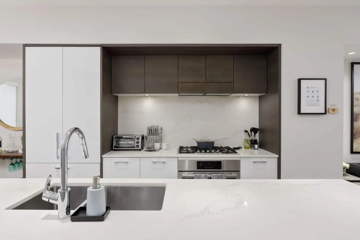 Luxury Home Near Dt And Yvr W 2 Indoor Parking Vancouver Canadá