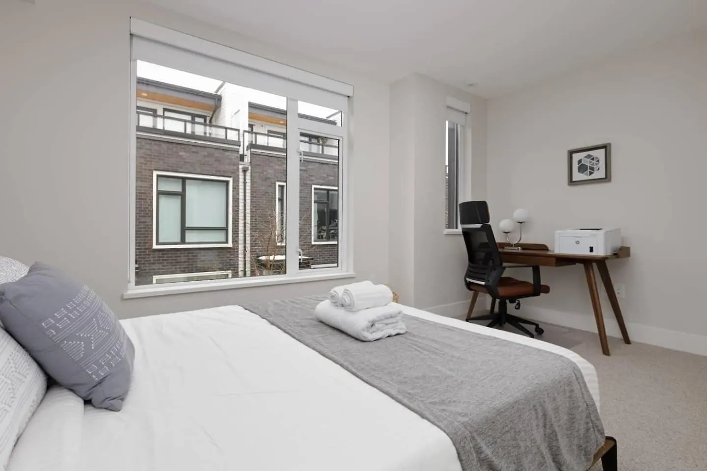 Luxury Home Near Dt And Yvr W 2 Indoor Parking Vancouver